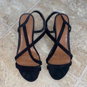 Size 36 (womens 6) H&M kitten heels